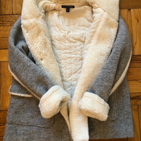 ❗️SOLD❗️Zara fur lined fall winter coat - Picture 6 of 8